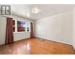 431 Ridelle Avenue, Toronto, ON M6B1K3 Photo 15