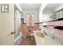 431 Ridelle Avenue, Toronto, ON M6B1K3 Photo 24