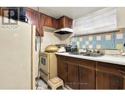 431 Ridelle Avenue, Toronto, ON M6B1K3 Photo 30