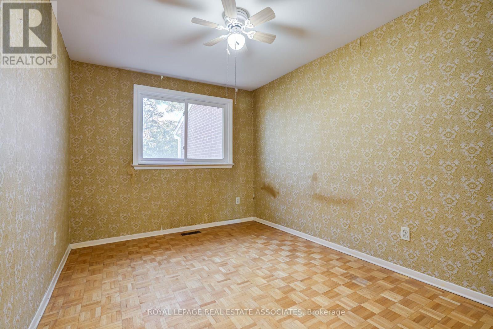 215 Mississauga Valley Boulevard, Mississauga, ON photo 32
