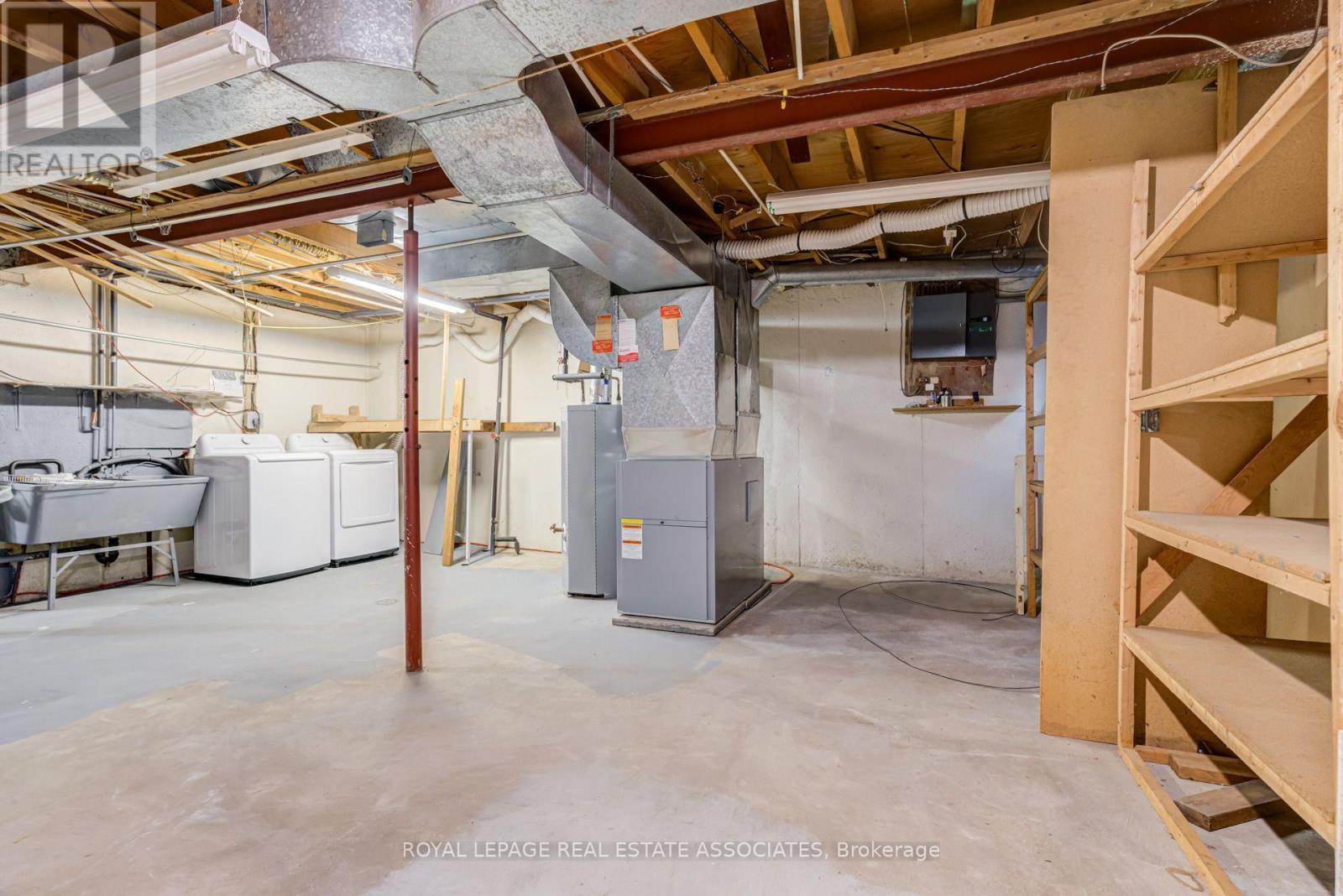 215 Mississauga Valley Boulevard, Mississauga, ON photo 40