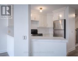 7401 Village Walk, Mississauga, ON L5W1X6 Photo 11