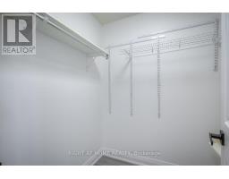 7401 Village Walk, Mississauga, ON L5W1X6 Photo 24
