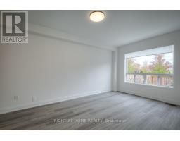 7401 Village Walk, Mississauga, ON L5W1X6 Photo 9