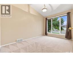 323 Garvie Road, Saskatoon, SK S7S1A3 Photo 18