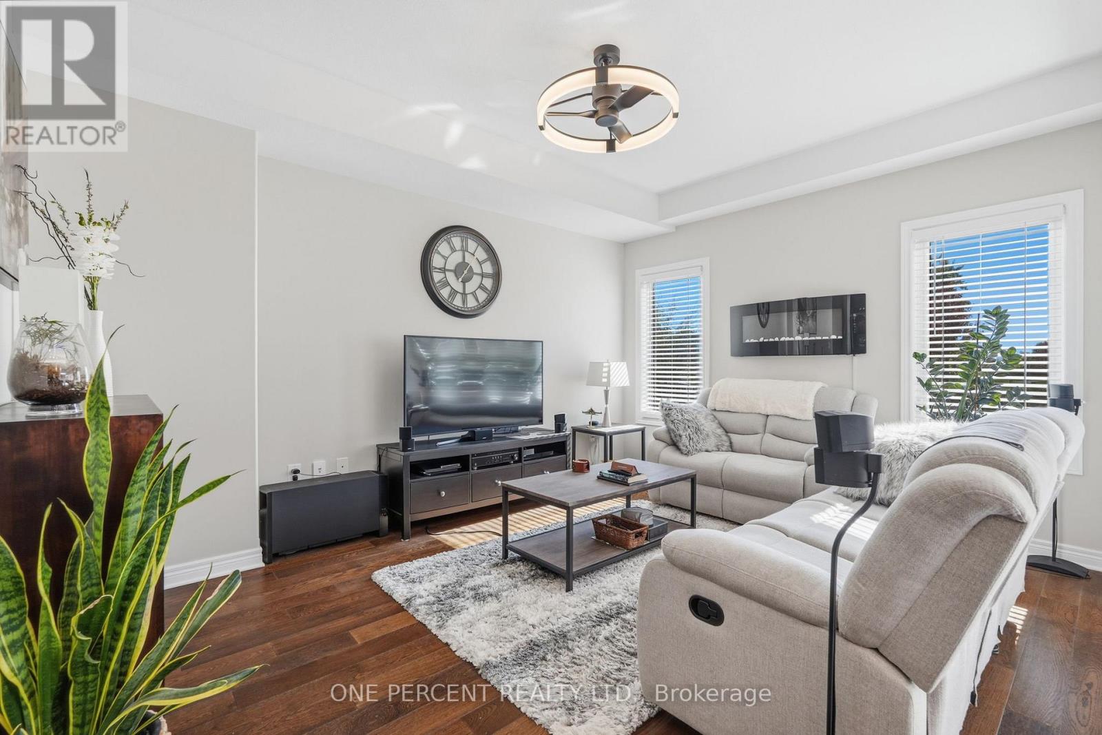 71 LAURENT AVENUE - 6