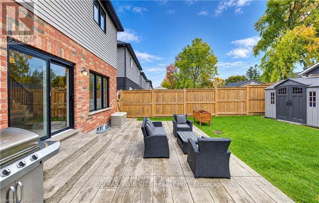 184 SNYDER Avenue North, Woolwich, ON photo 39