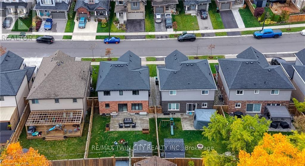 184 SNYDER Avenue North, Woolwich, ON photo 44