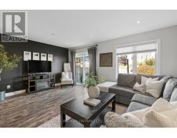 42 Renfrew Street, Kitchener, ON N2R0G5 Photo 9