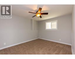 55 Viscount Drive, Red Deer, AB T4R0G6 Photo 26