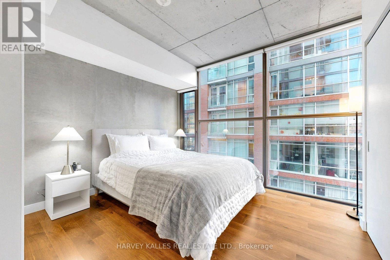 410- 25 Oxley Street, Toronto, ON photo 2