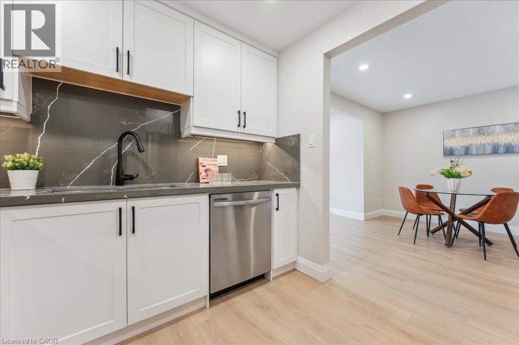 25 VALLEYVIEW Road Unit# 17, Kitchener — photo 12