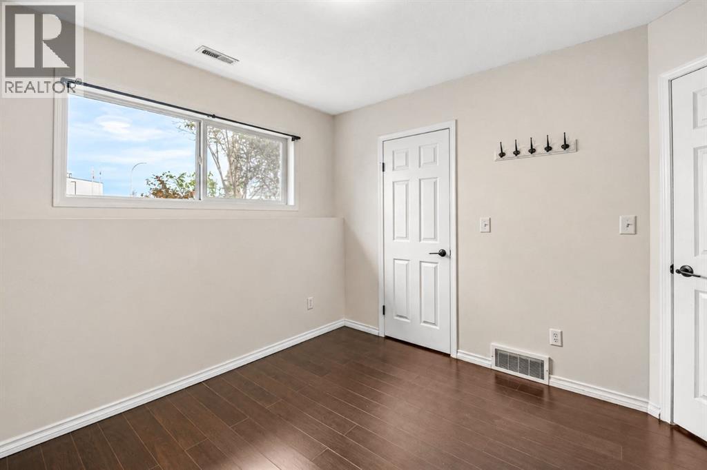 Listing photo – 69 Leung Place, Blackfalds