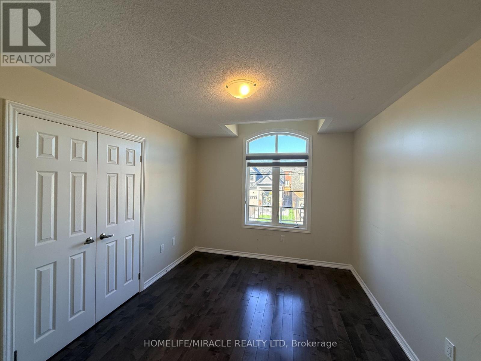 1301 Apollo Street, Oshawa, ON photo 19