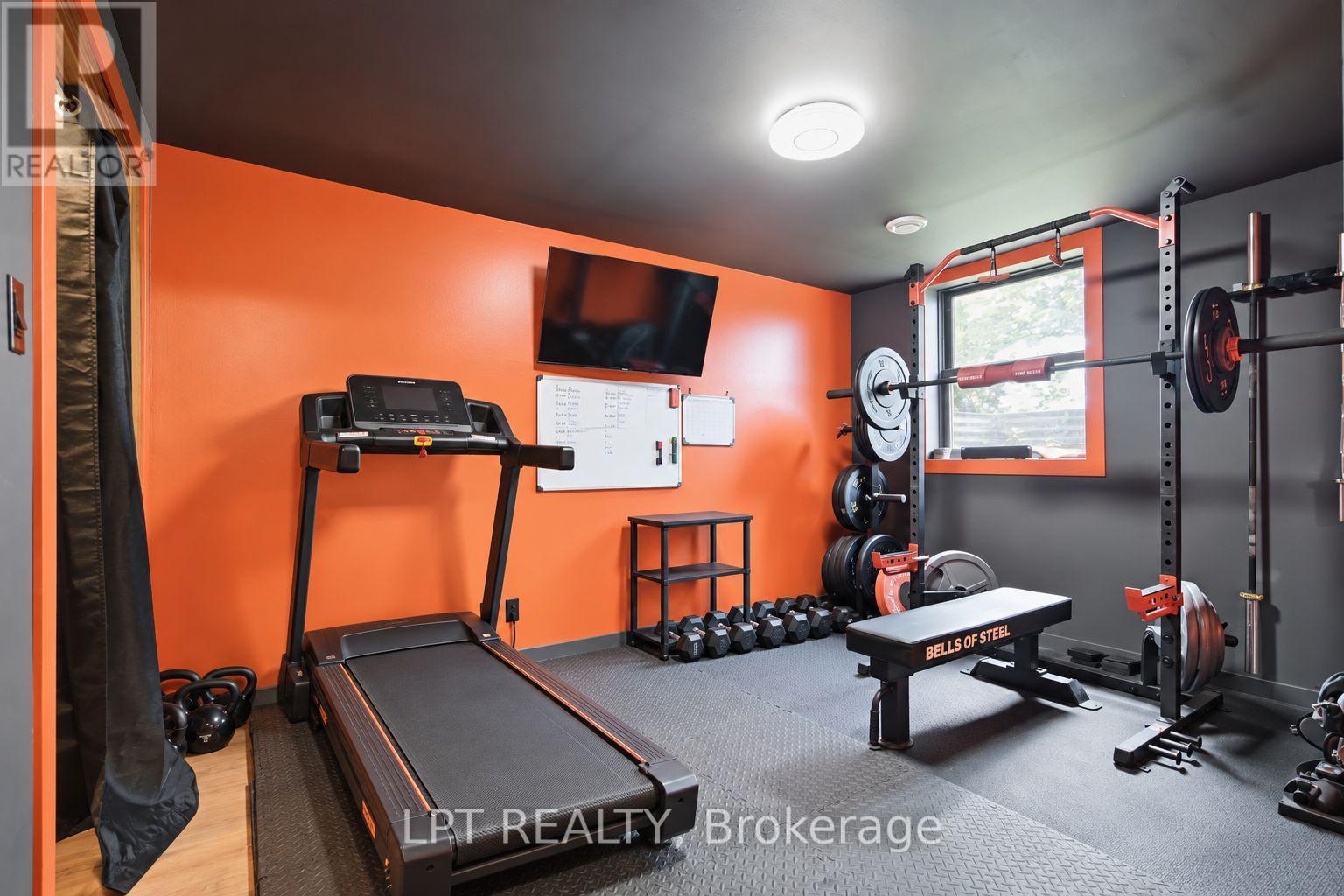 808 ELGINFIELD ROAD - 24