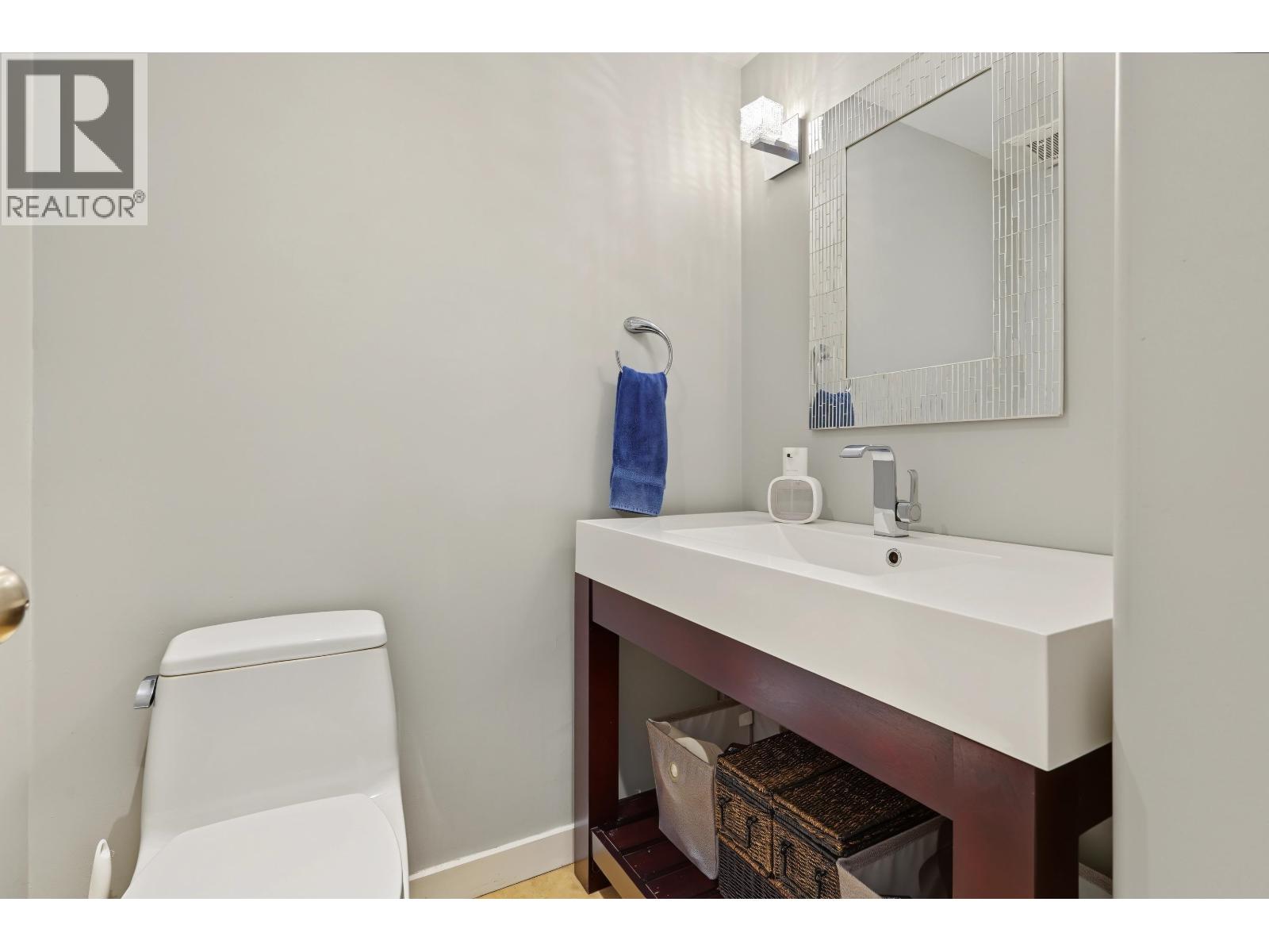 Photo of 4927 CEDAR CRESCENT 15