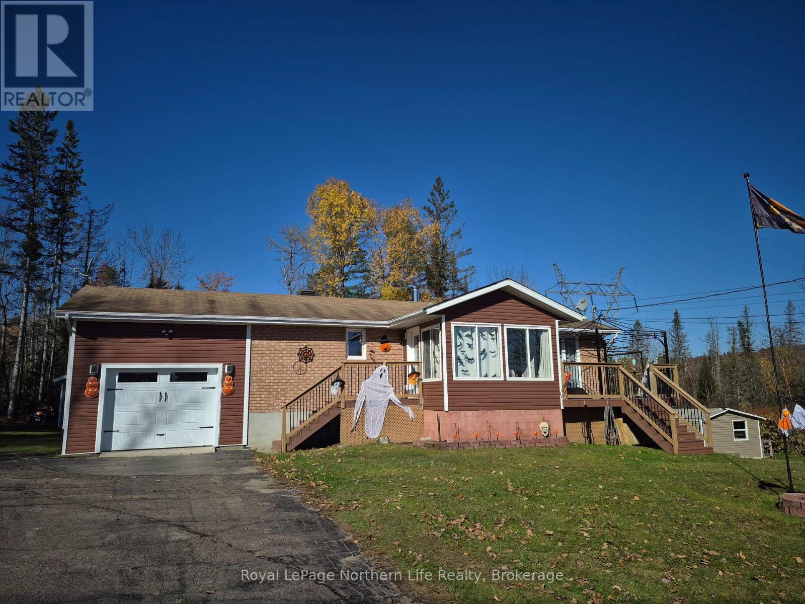 67 CHENIER ROAD, Papineau-Cameron (Papineau Cameron)