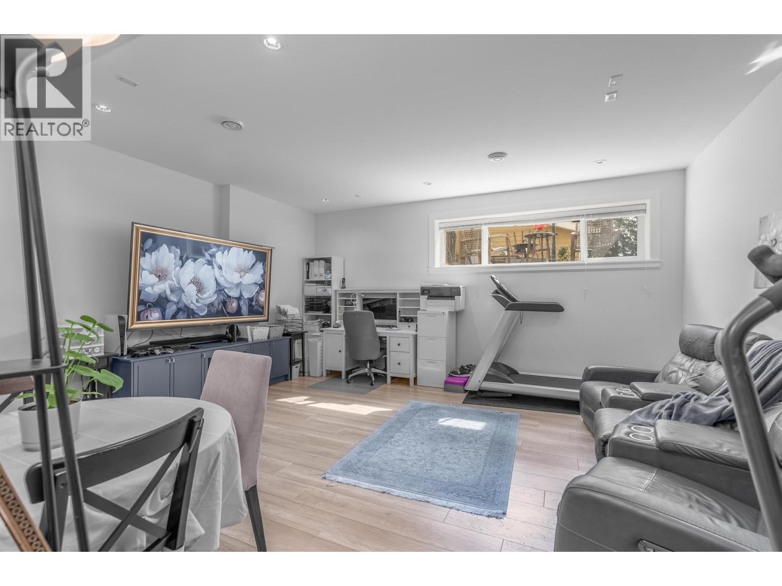 Photo of 101 3416 QUEENSTON AVENUE 24