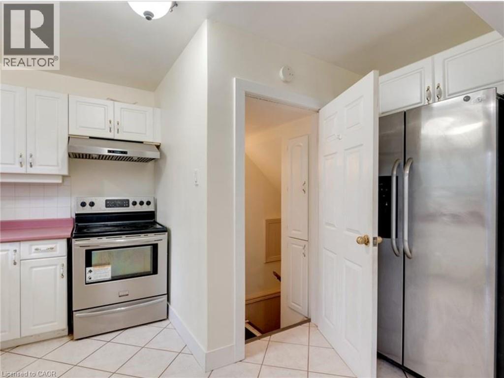 4 Bed, 2 Bath House for Rent in London – 48 MADEIRA Drive, London – MLS# 40872715 - Image 9