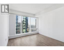 2004 - 10 York Street, Toronto, ON M5J0E1 Photo 6