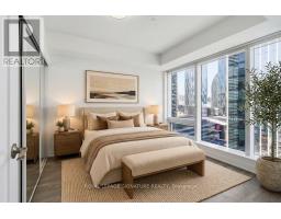 2004 - 10 York Street, Toronto, ON M5J0E1 Photo 7