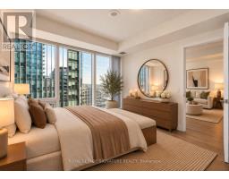 2004 - 10 York Street, Toronto, ON M5J0E1 Photo 9