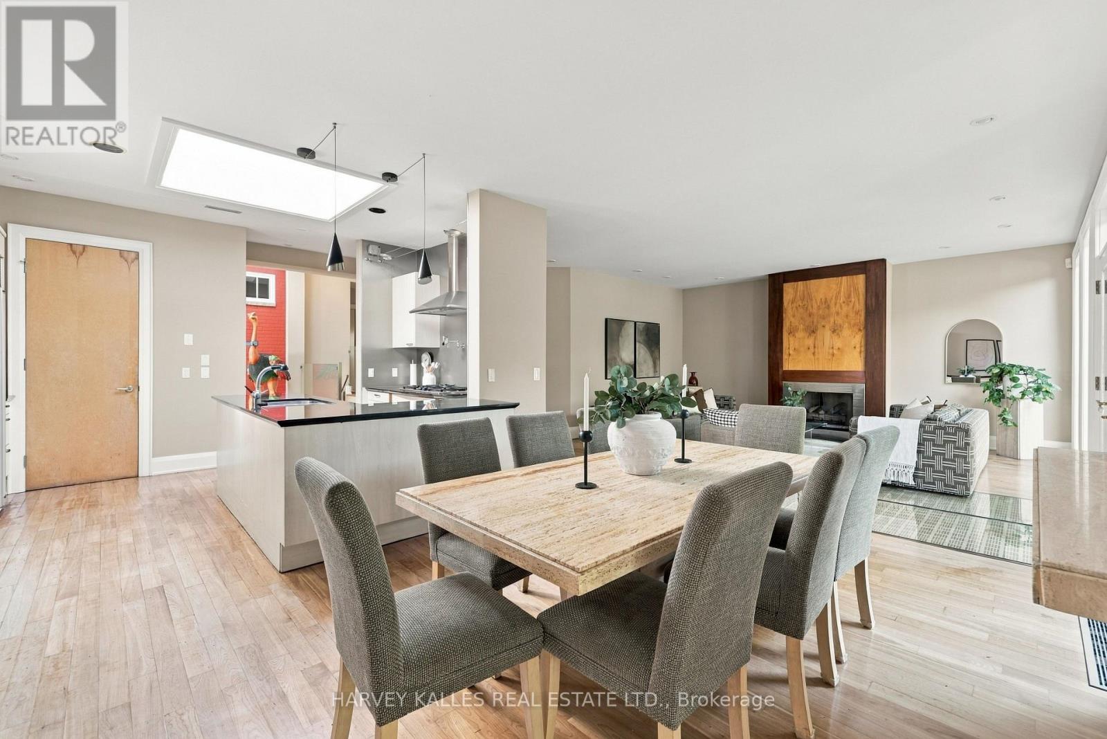 41 Hurlingham Crescent, Toronto, ON photo 12