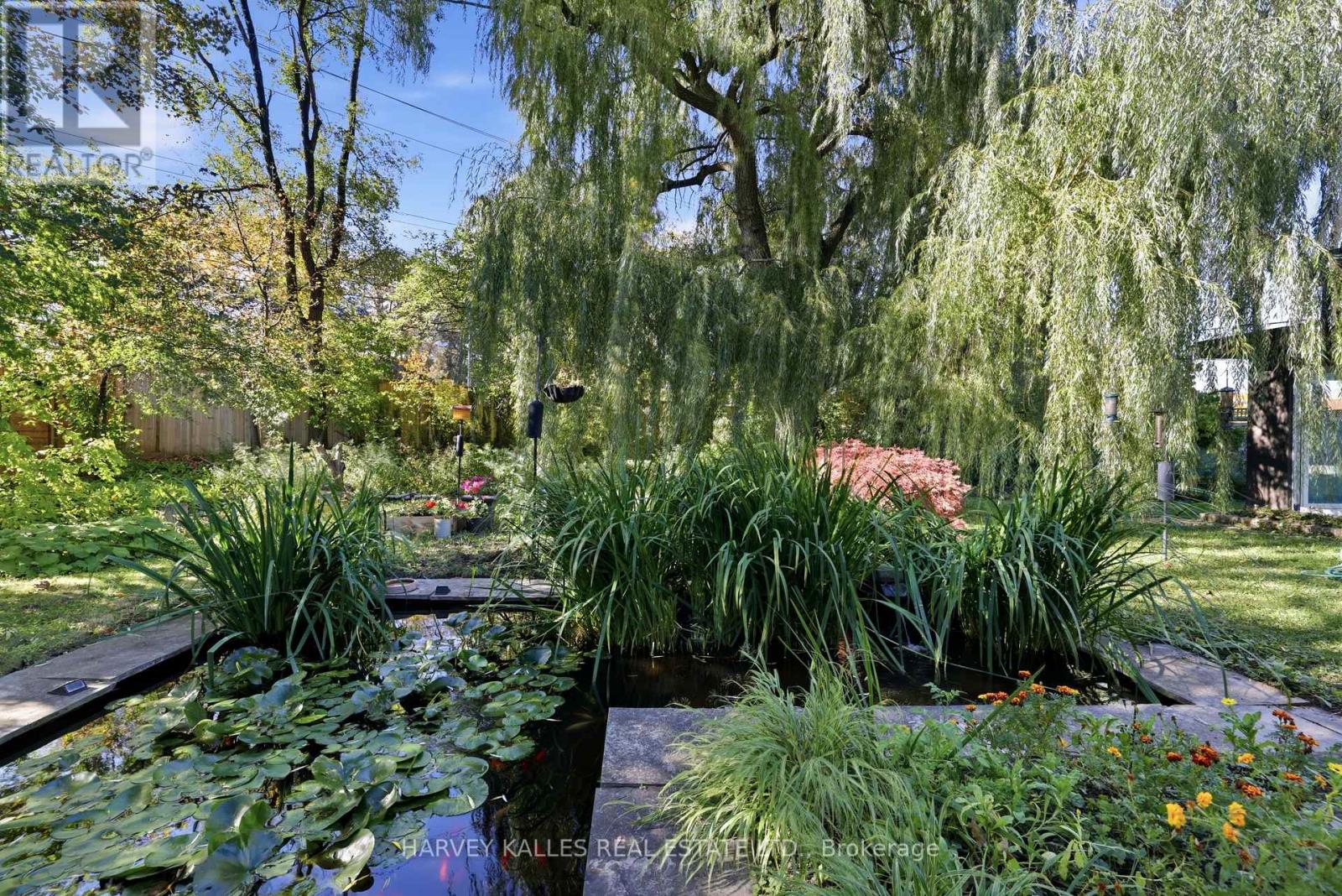 41 Hurlingham Crescent, Toronto, ON photo 40