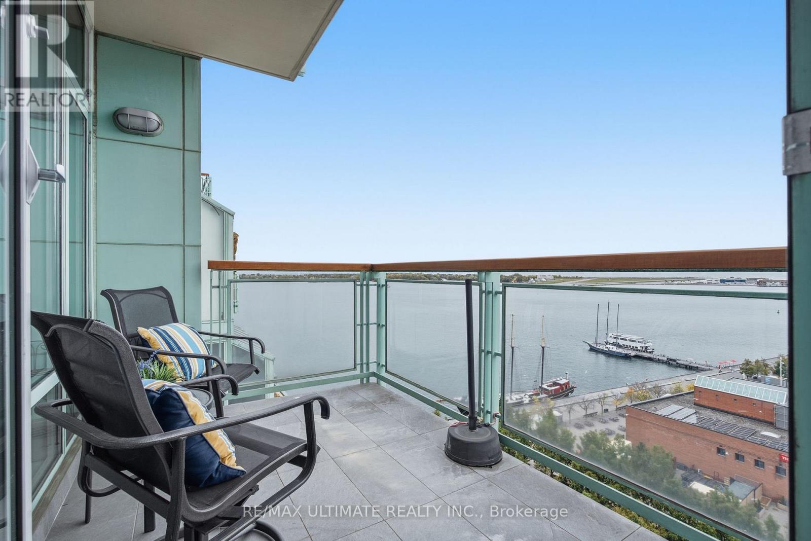 1105- 211 Queens Quay West, Toronto, ON photo 32