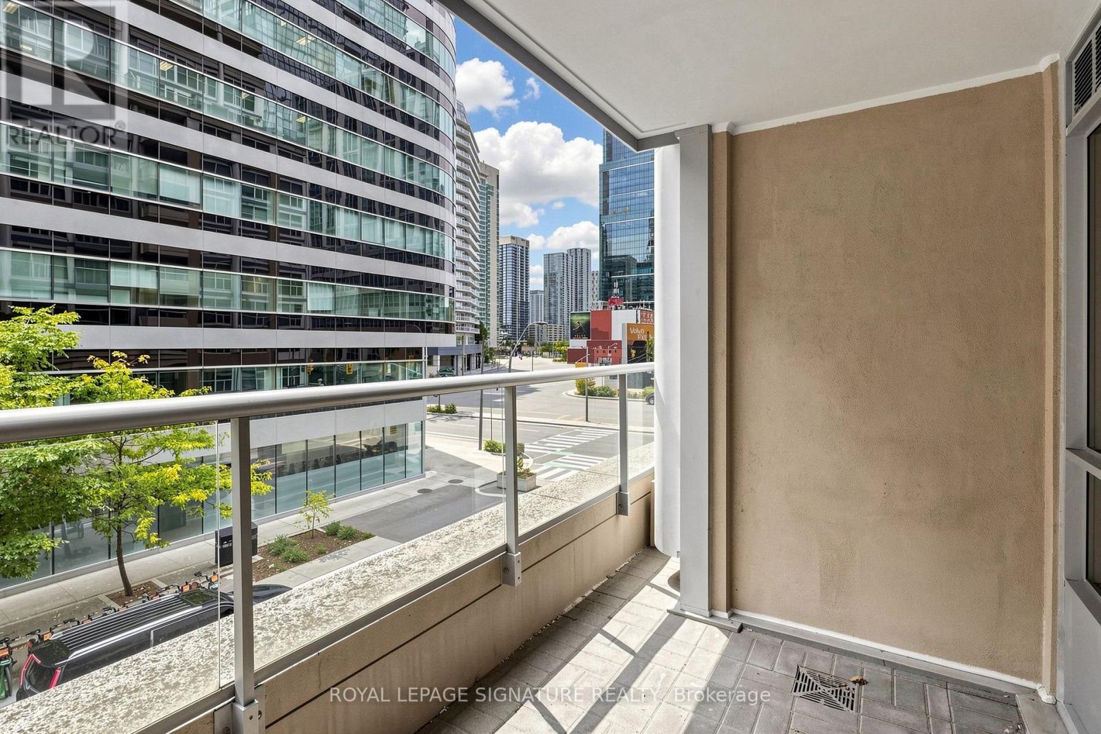 313- 270 Wellington Street West, Toronto, ON photo 27
