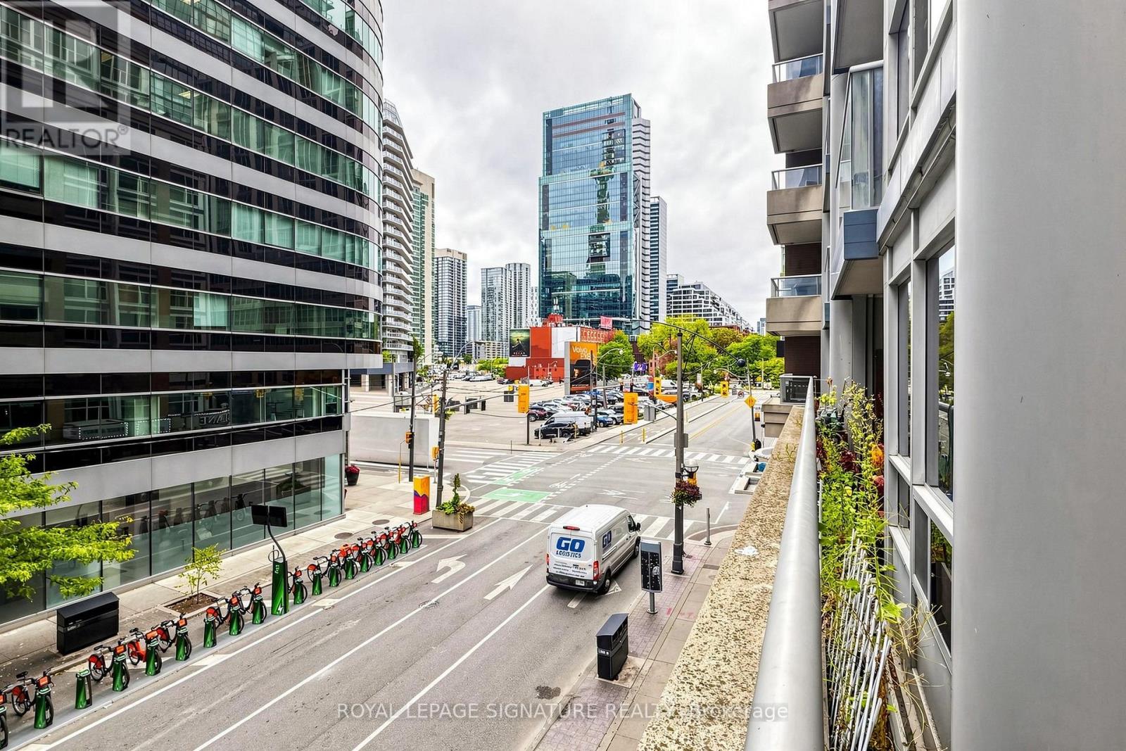313- 270 Wellington Street West, Toronto, ON photo 29