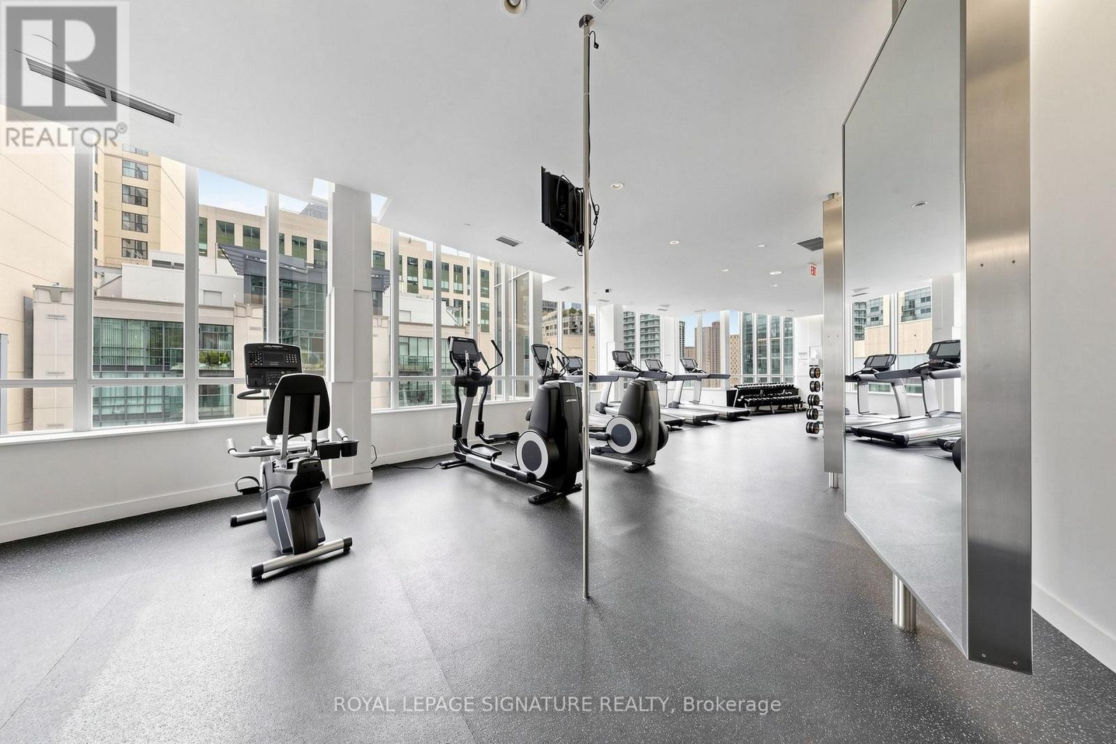 313- 270 Wellington Street West, Toronto, ON photo 30
