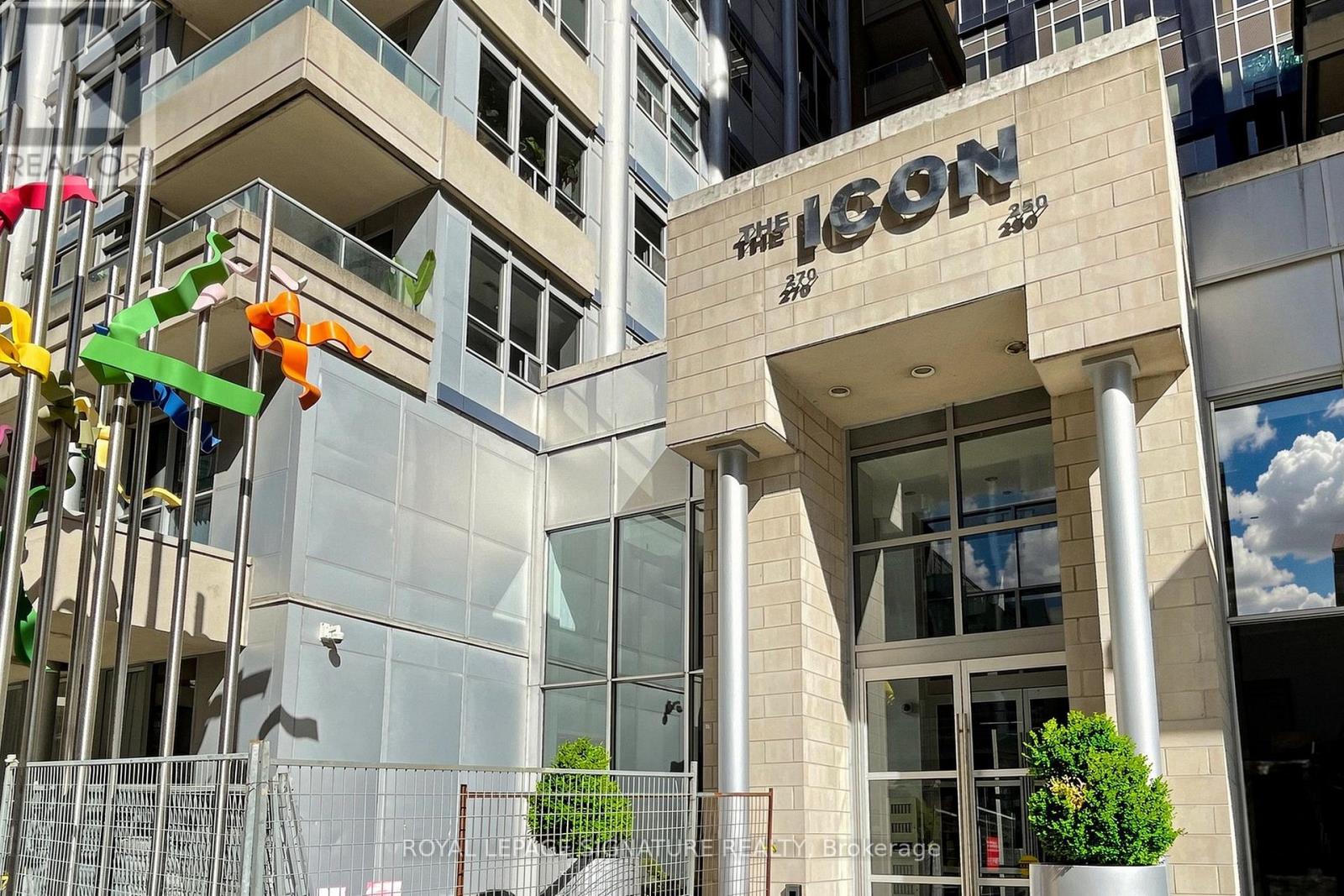 313- 270 Wellington Street West, Toronto, ON photo 38