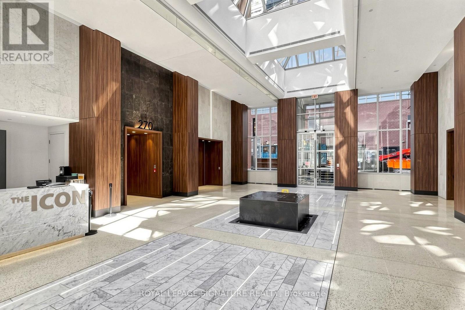 313- 270 Wellington Street West, Toronto, ON photo 39