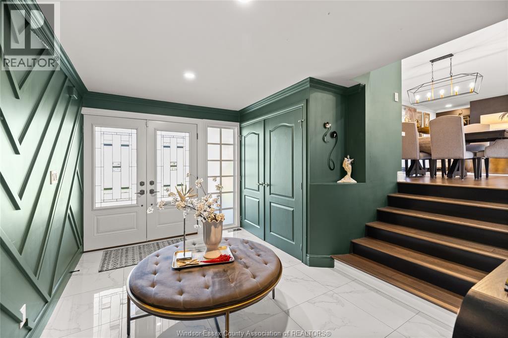 375 RUSSELL WOODS DRIVE, Lakeshore — photo 7