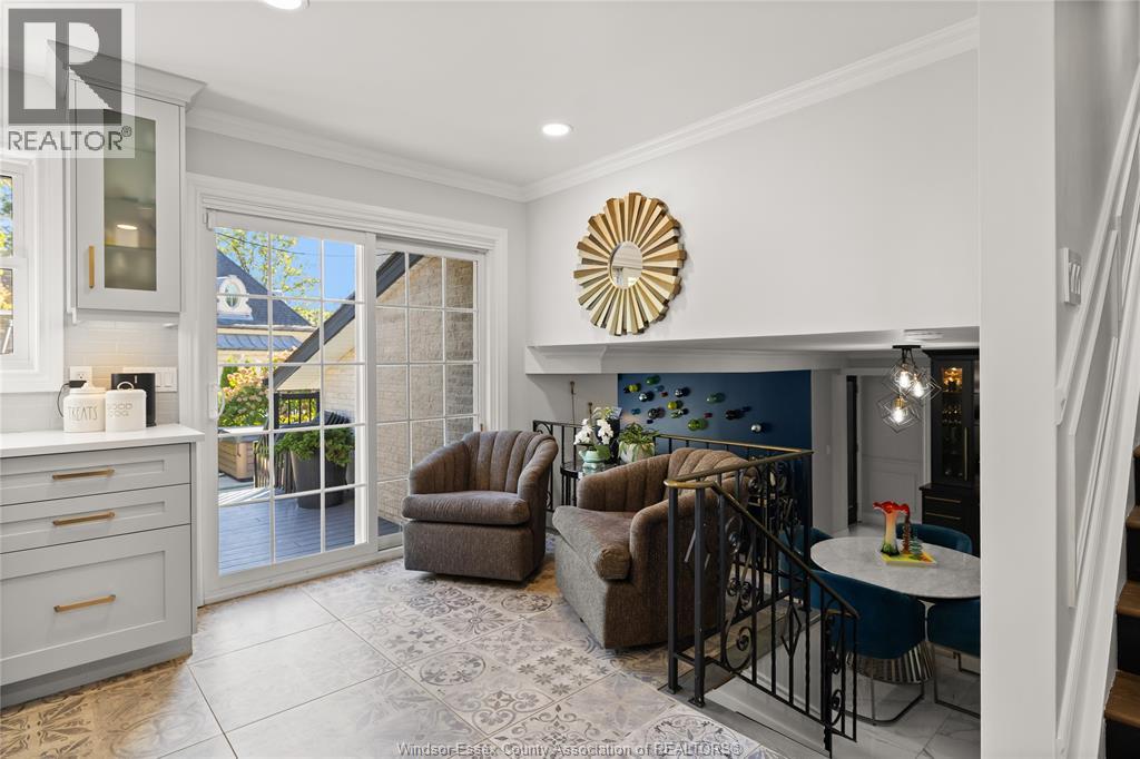 375 RUSSELL WOODS DRIVE, Lakeshore — photo 11