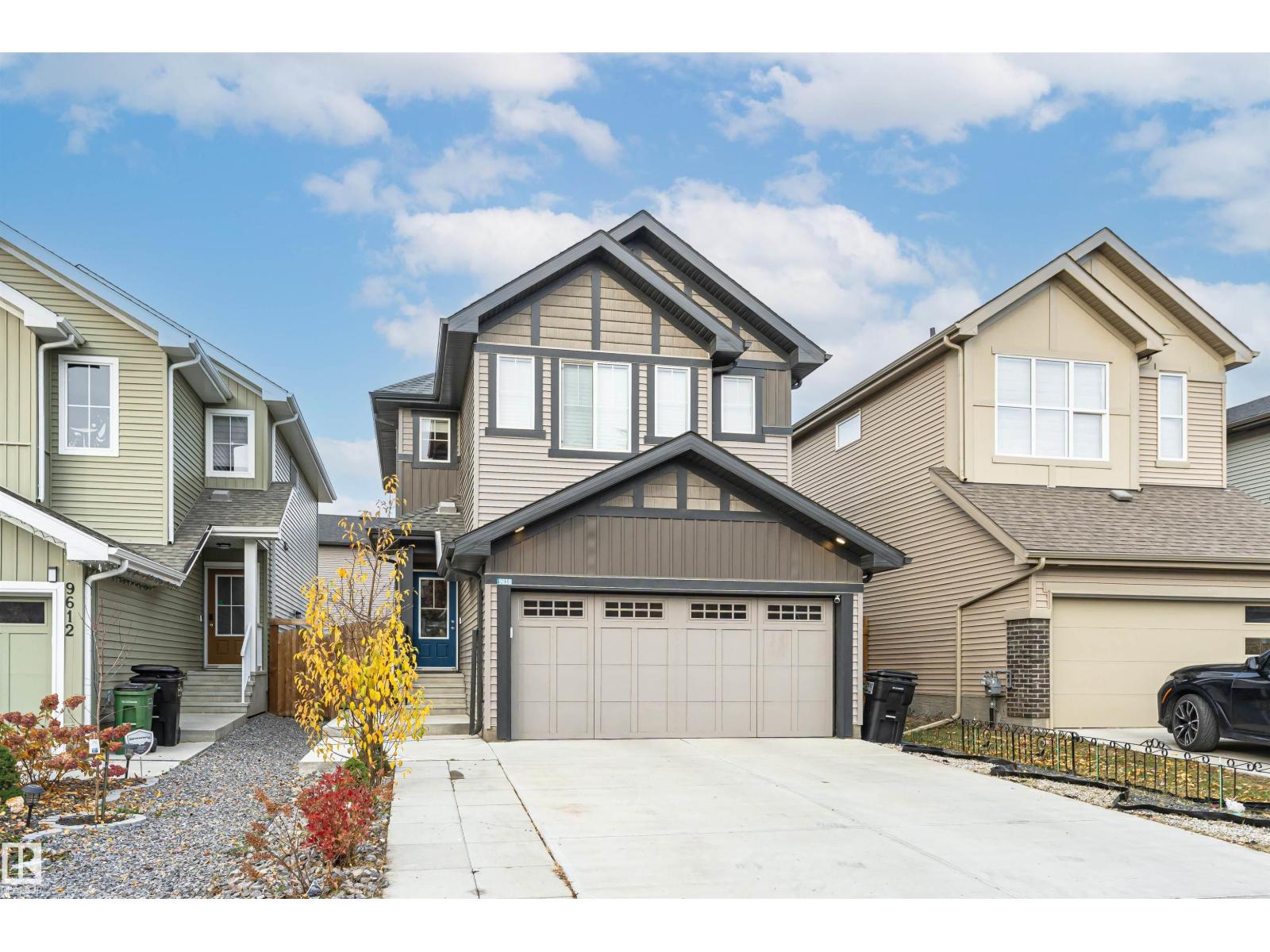 9616 230 ST NW, Edmonton, Alberta, T5T7R4