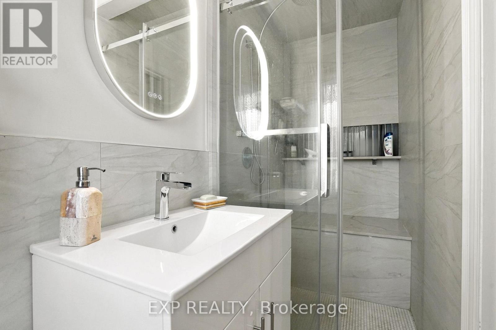 88 Valdor Drive, Toronto, ON photo 13