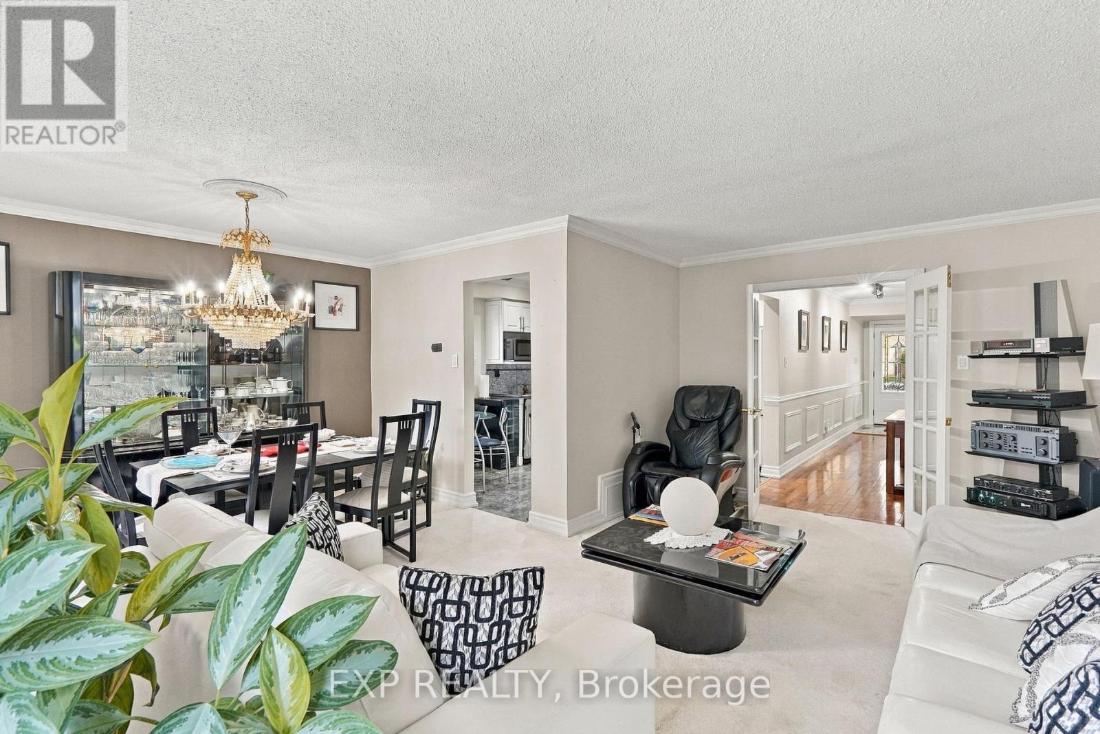 88 Valdor Drive, Toronto, ON photo 6