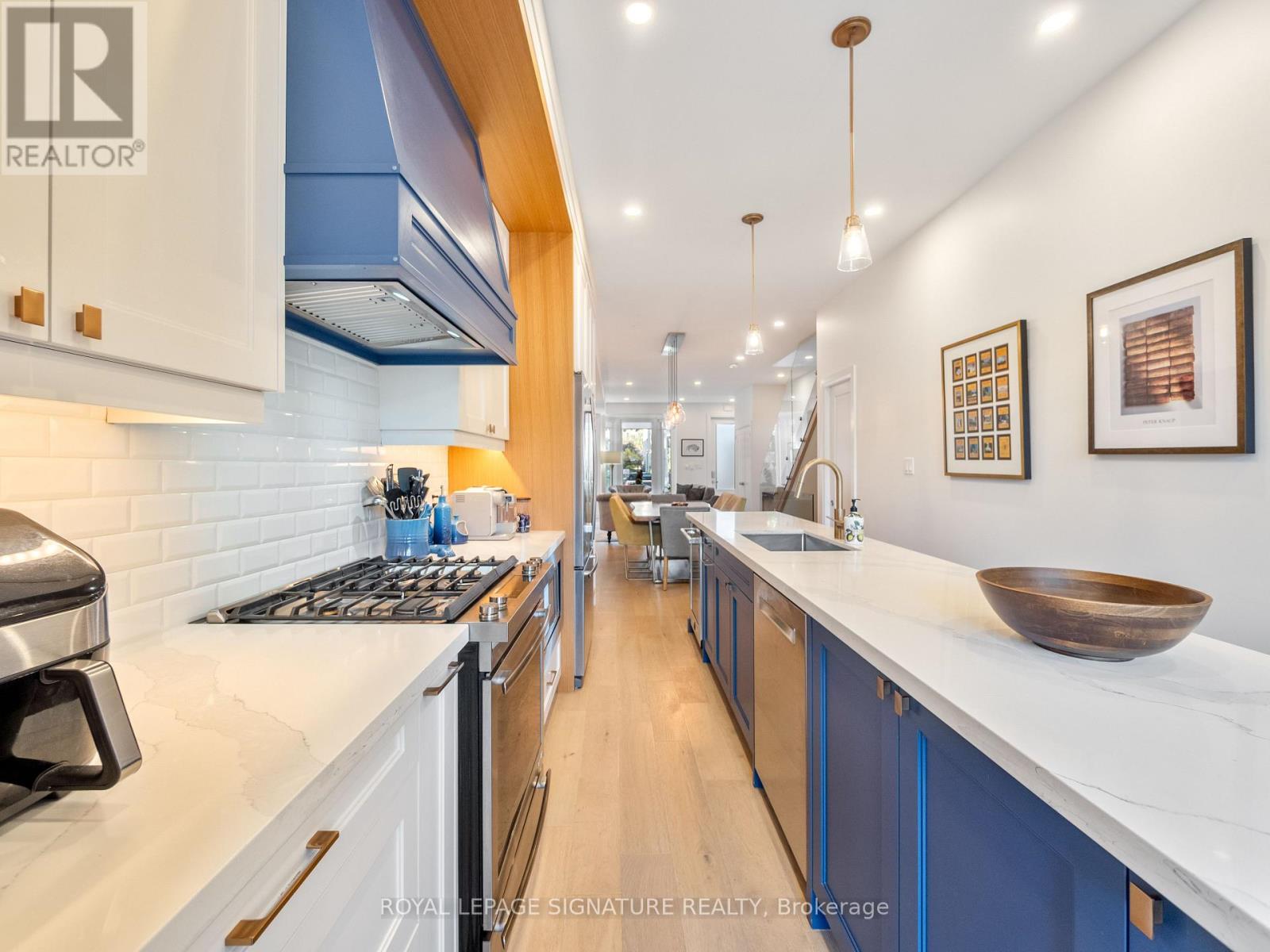 79 Lewis Street, Toronto, ON photo 18