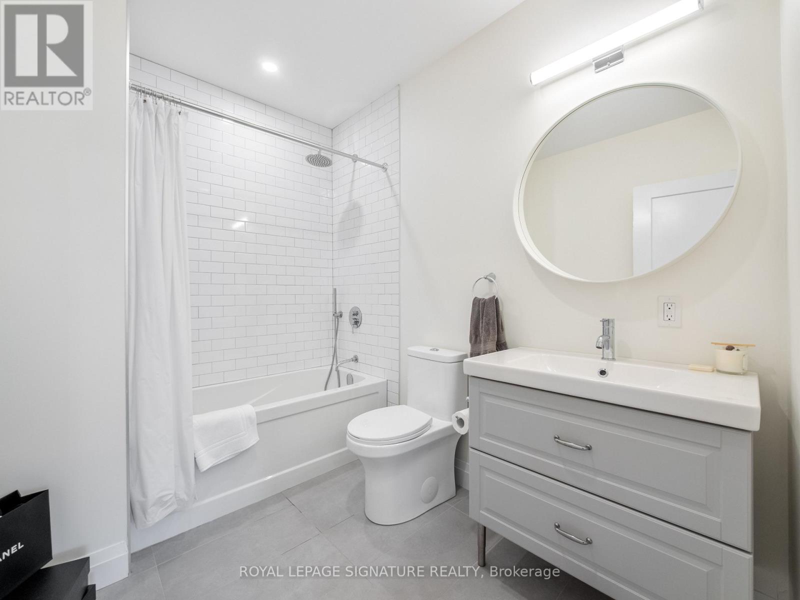 79 Lewis Street, Toronto, ON photo 32