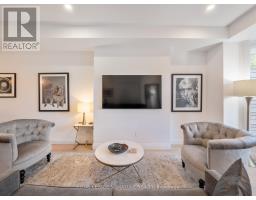 Primary Bedroom - 79 Lewis Street, Toronto, ON M4M2H2 Photo 6