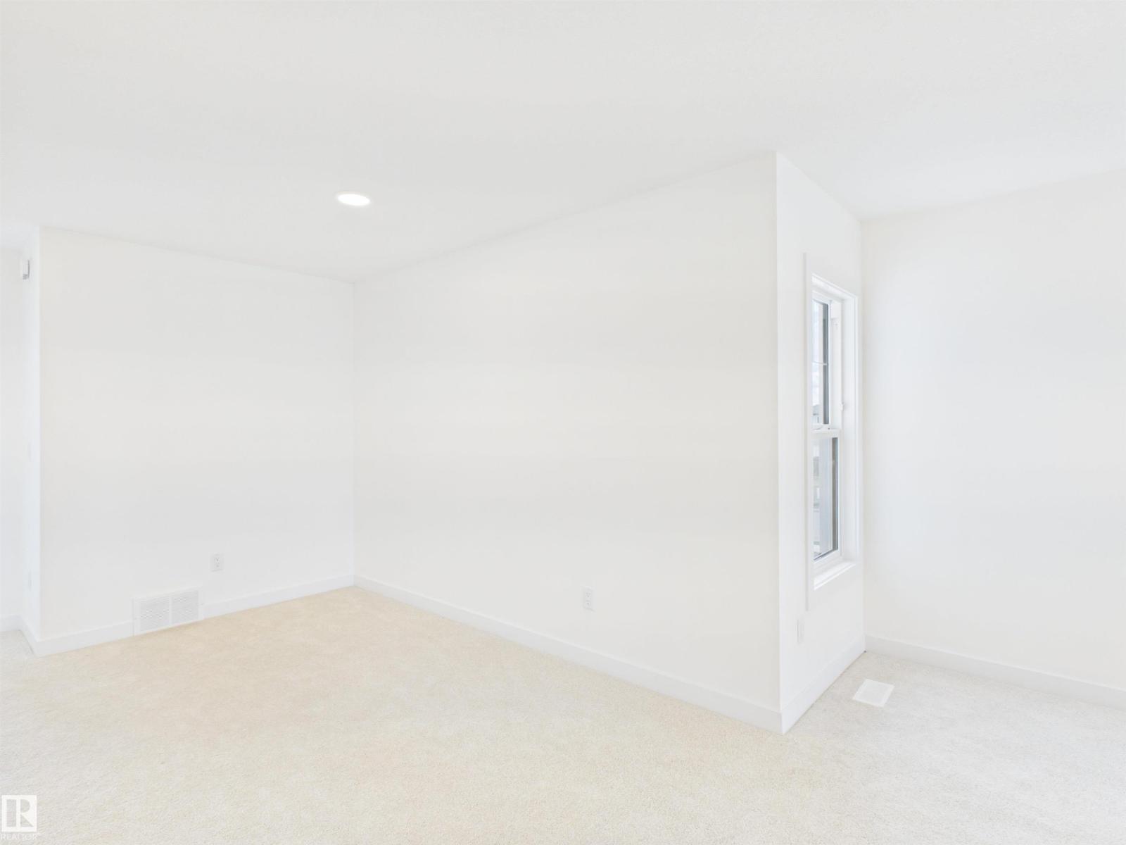 186 Scoria Wynd, photo 13