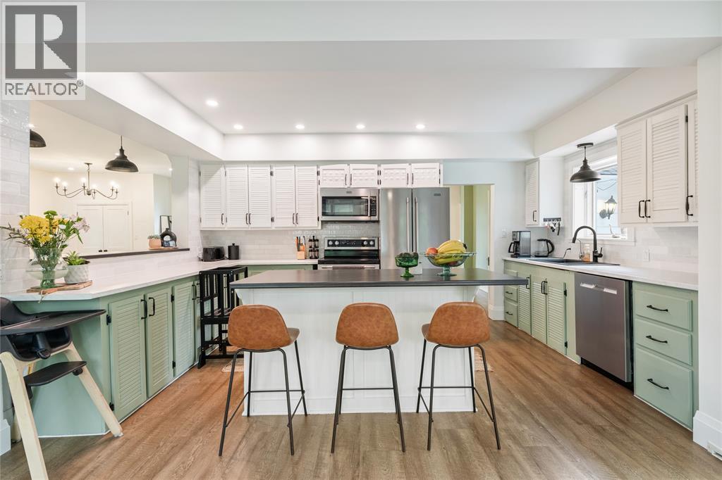 1224 EMILY STREET - 17