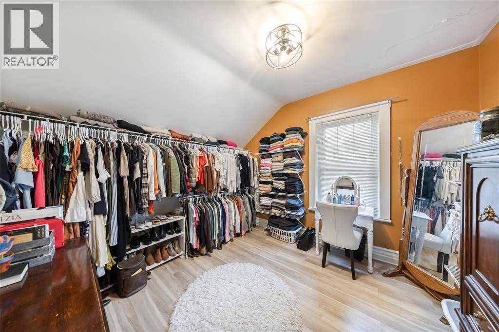 1224 EMILY STREET - 39