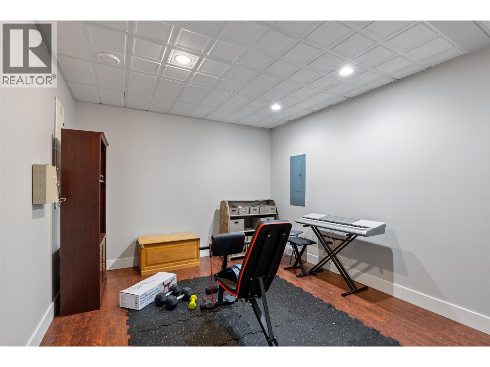7328 RAMBLER Place - 41