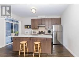 19 - 35 Midhurst Heights, Hamilton, ON L8J0K9 Photo 10