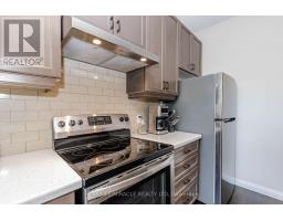 19 - 35 Midhurst Heights, Hamilton, ON L8J0K9 Photo 14