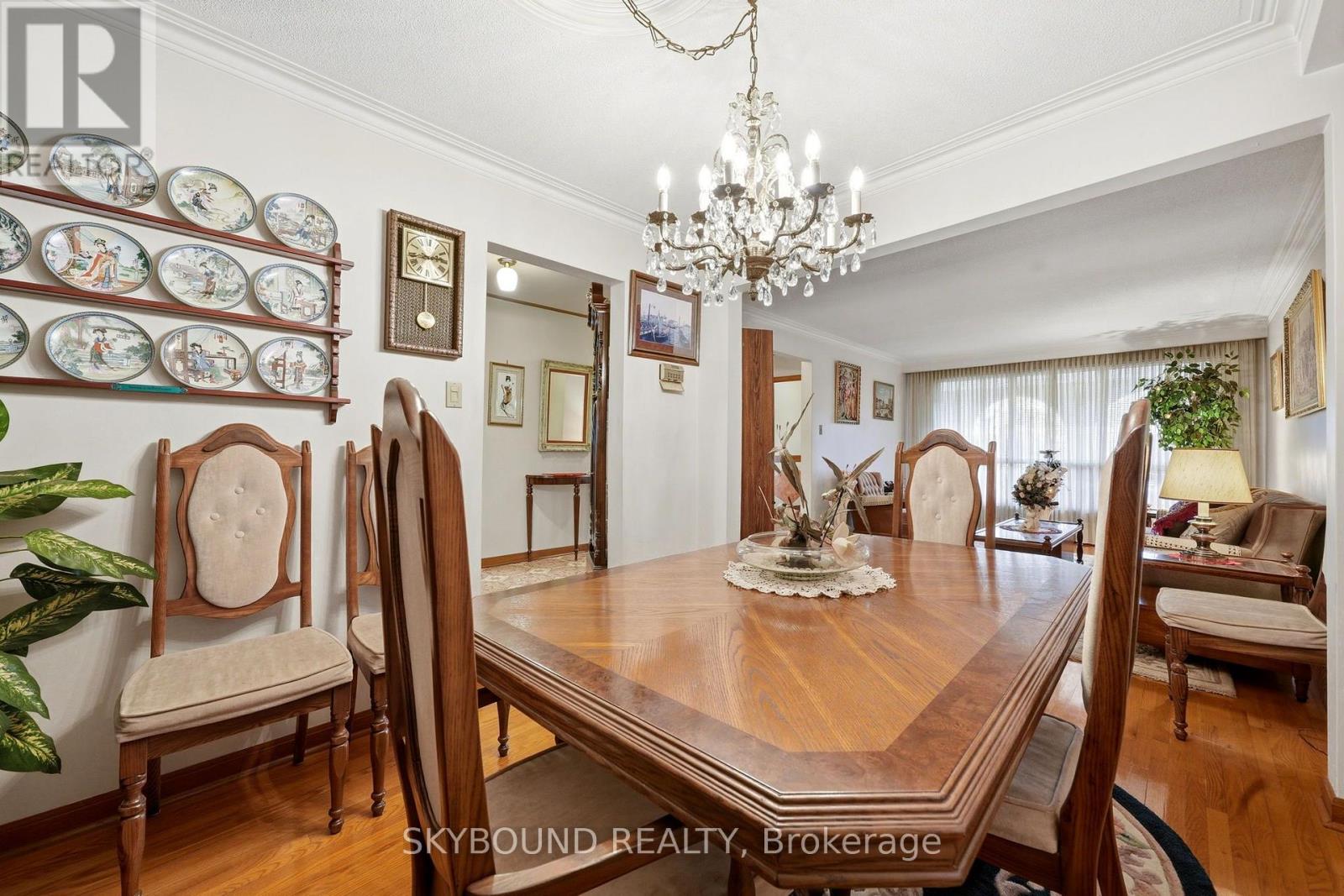 64A Saint Georges Boulevard, Toronto, ON photo 11
