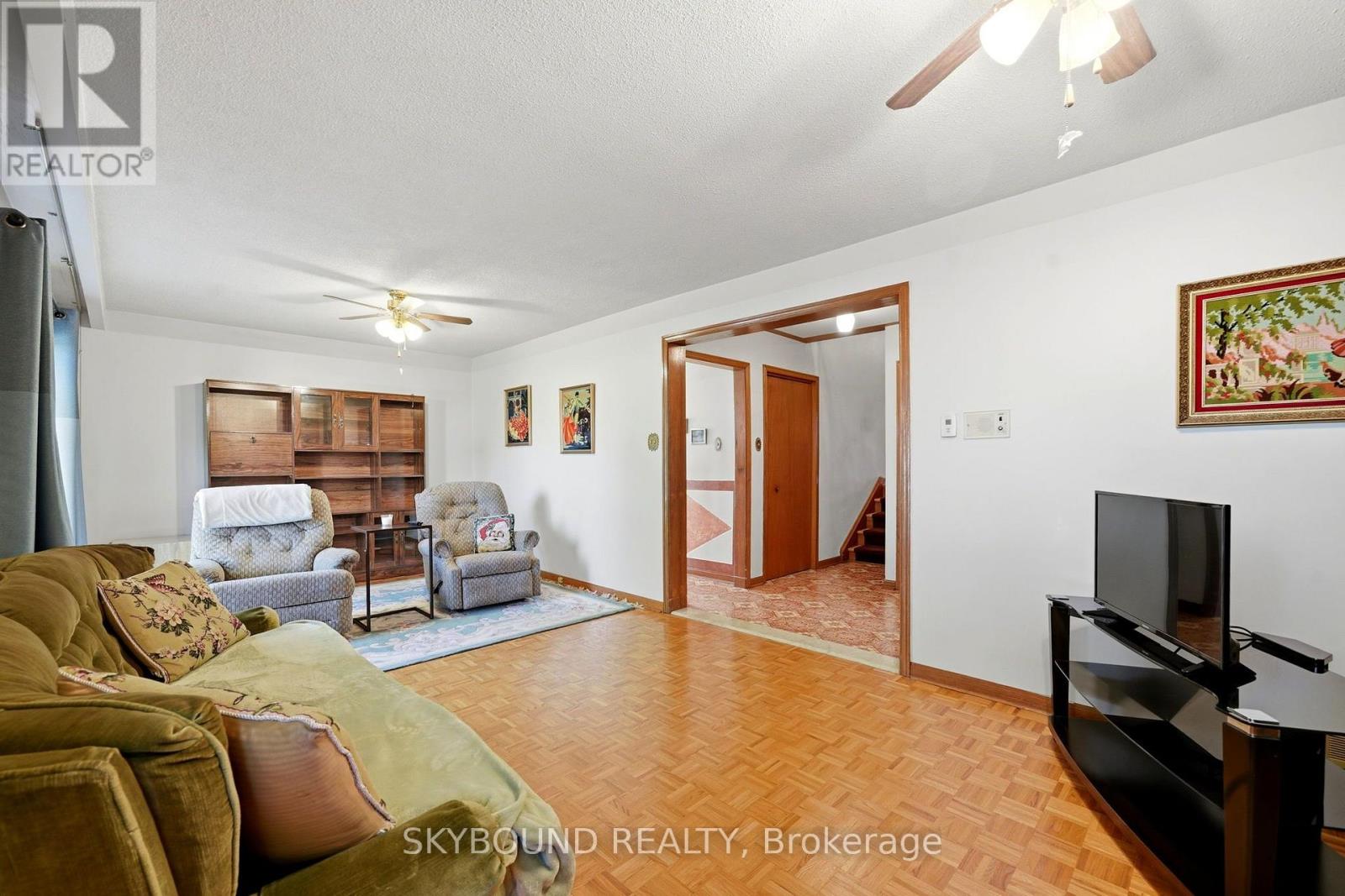 64A Saint Georges Boulevard, Toronto, ON photo 22